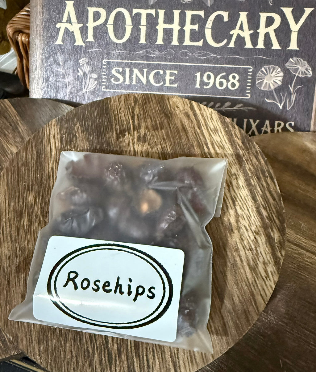 Rosehips - Small Pouch