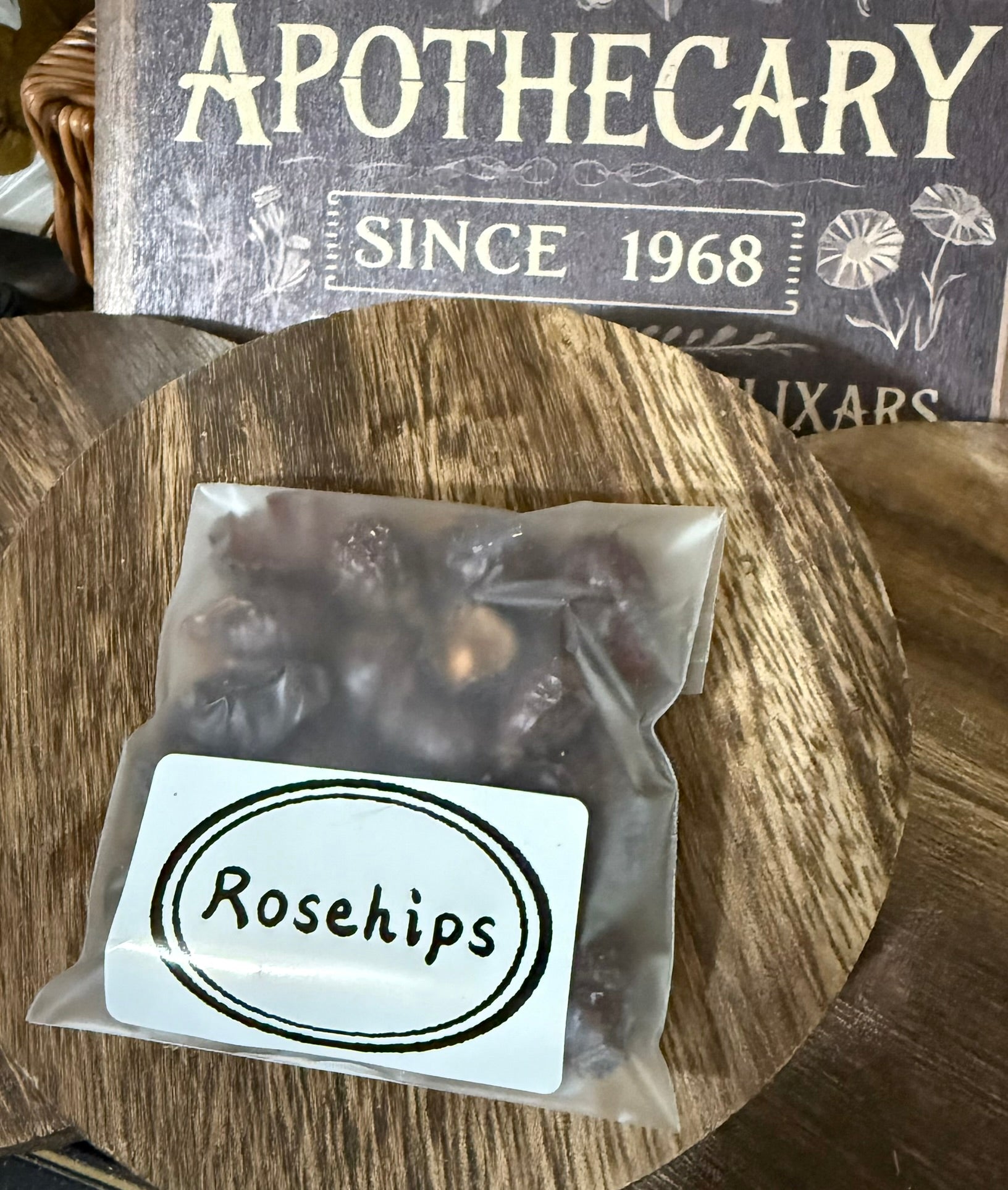 Rosehips - Small Pouch