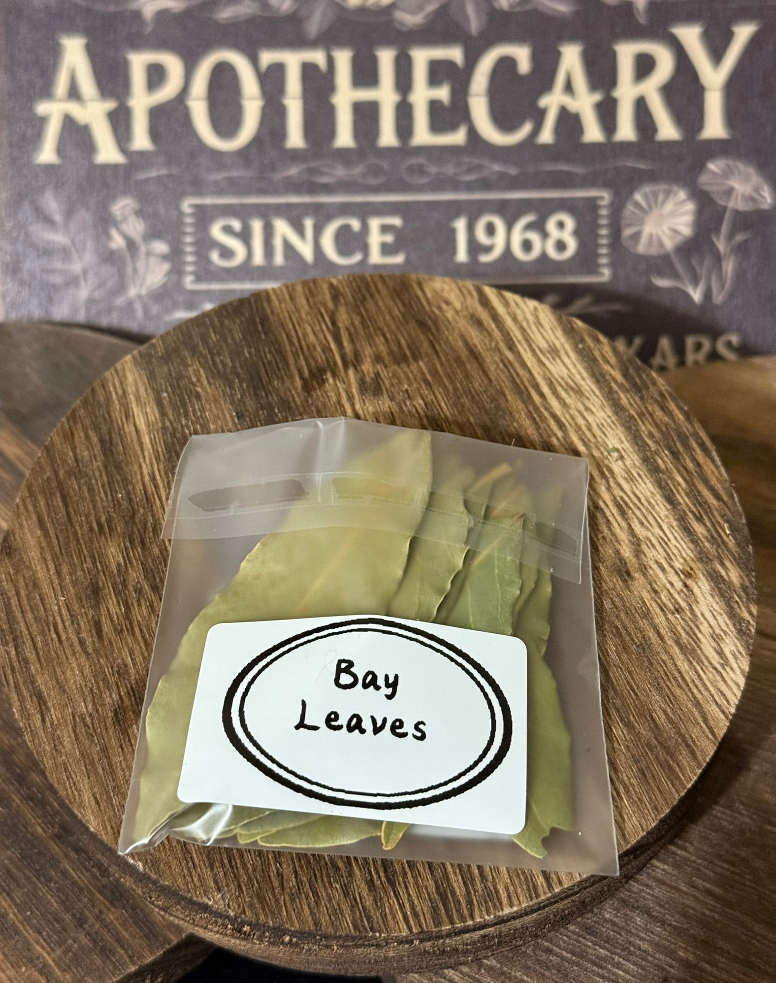 Bay Leaves - Small Pouch