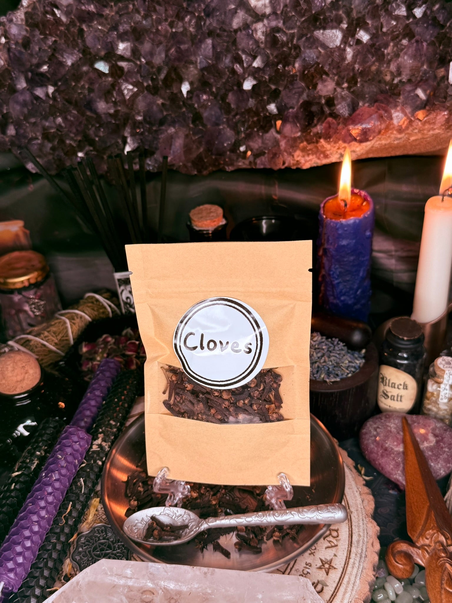 Cloves - Large Pouch